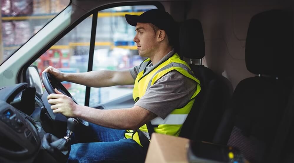 Closing the logistics loop with last-mile delivery